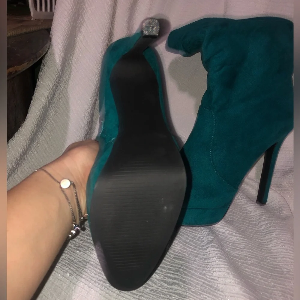 Turquoise platform heel boots Size 7 1/2 - Picture 3 of 6